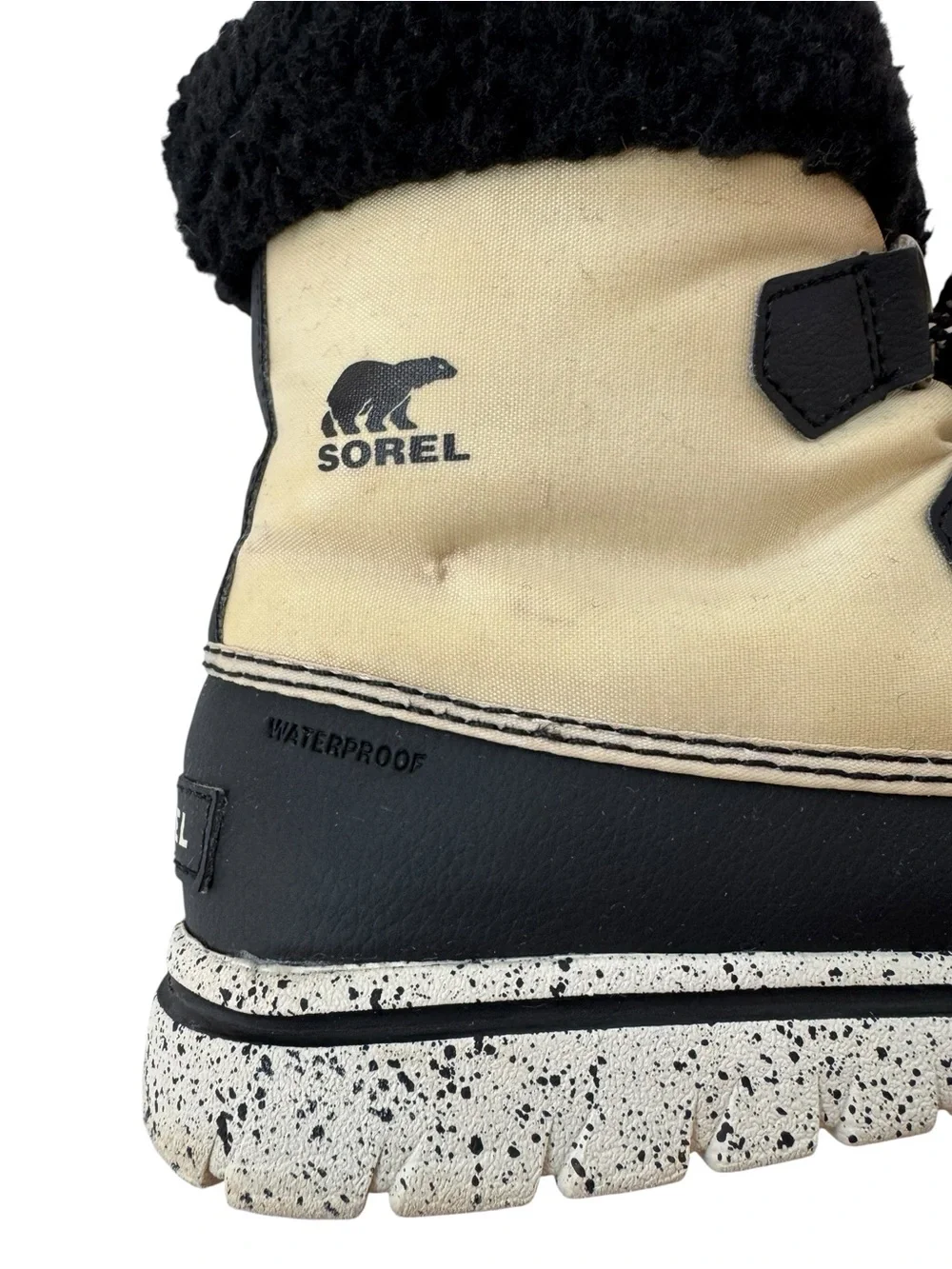 Sorel Waterproof Cozy Carnival Women’s Winter Boots Size 8